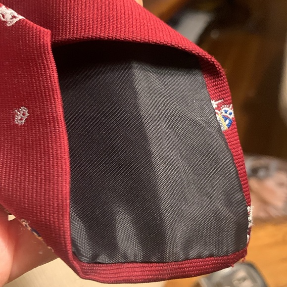 VINTAGE UNICORNS CREST HERALDIC ROYALTY EMBROIDERED NECKTIE - Picture 6 of 12